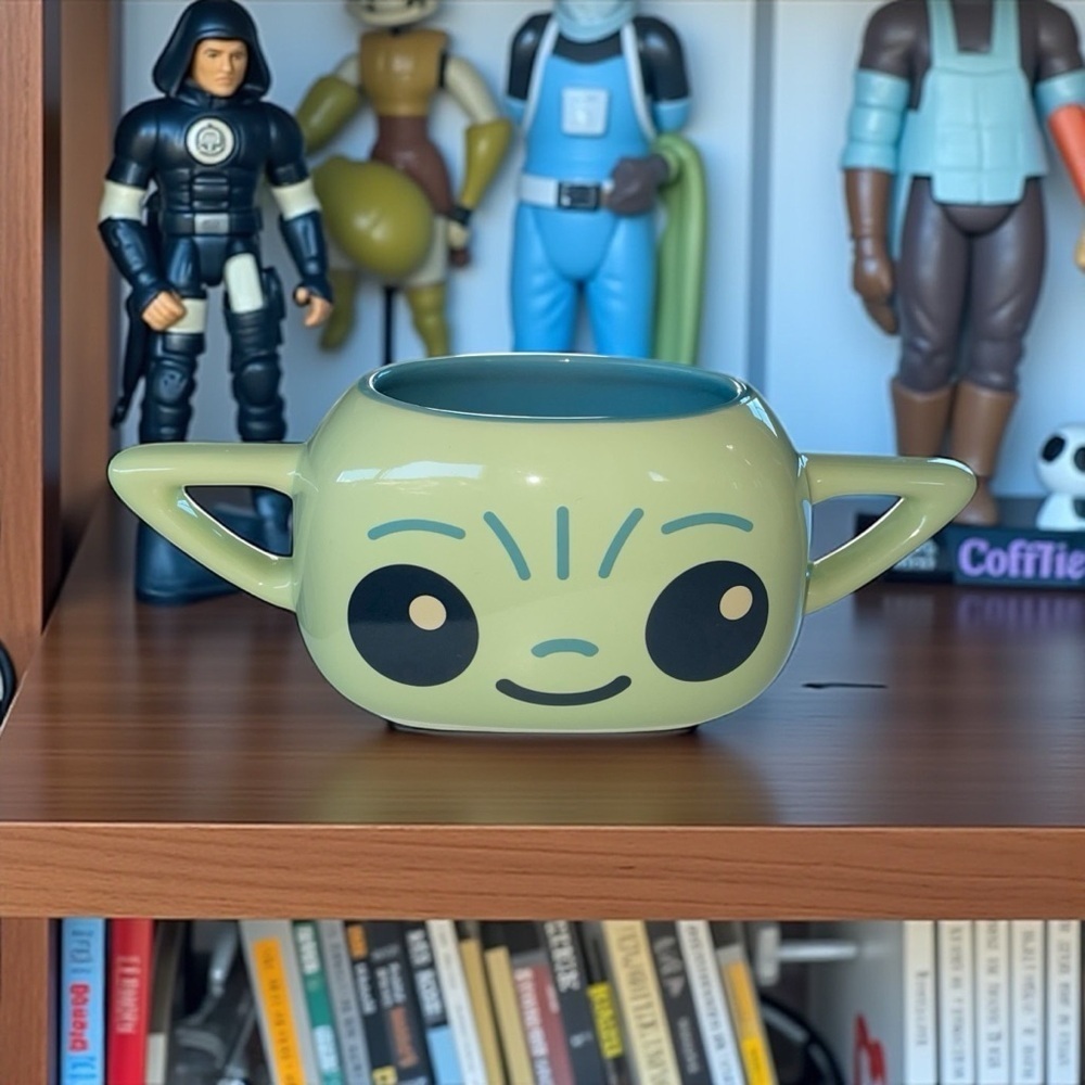 Star Wars Baby Yoda Grogu Mug Cup Green Ceramic 13 oz Disney Lucasfilm